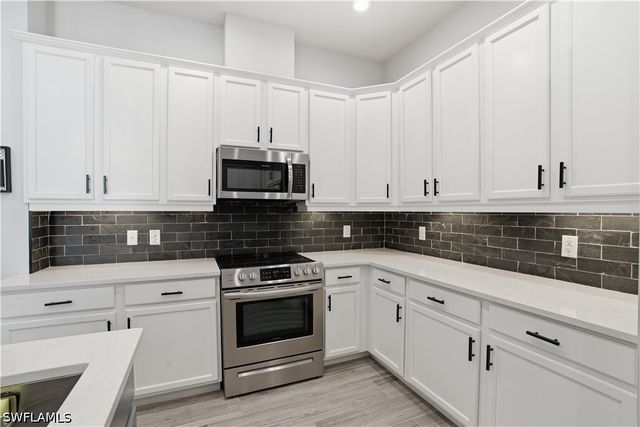 9435 Isla Bella CIR, Bonita Springs, FL 34135