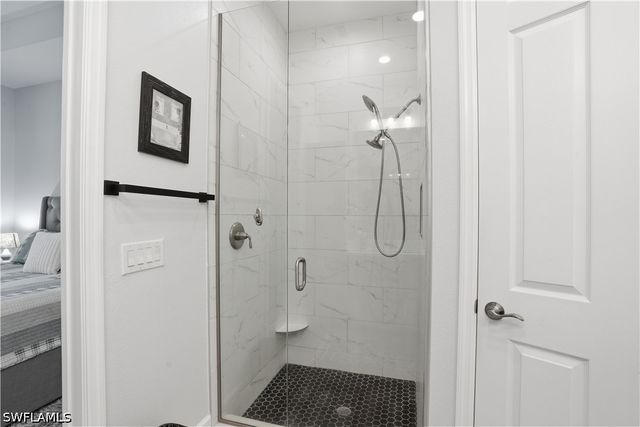 9435 Isla Bella CIR, Bonita Springs, FL 34135