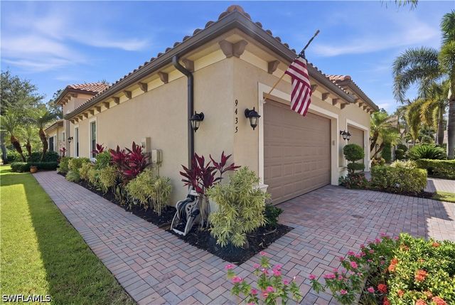 9435 Isla Bella CIR, Bonita Springs, FL 34135