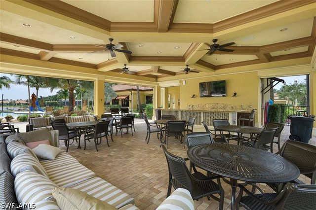 9435 Isla Bella CIR, Bonita Springs, FL 34135