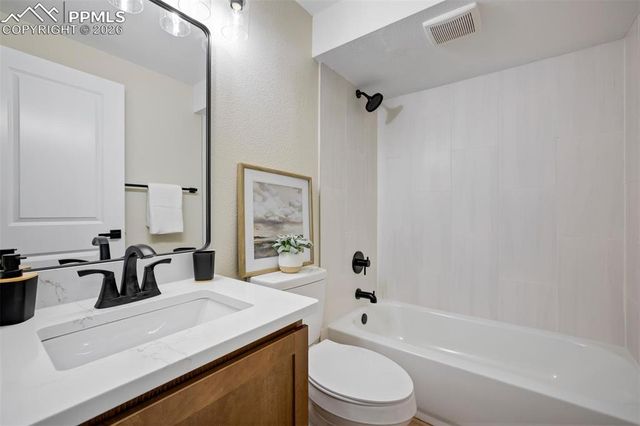 3848 Smoke Tree Drive, Colorado Springs, CO 80920