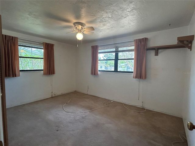 10463 VALENCIA ROAD, Seminole, FL 33772