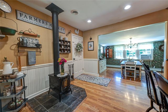 816 Blair Street, Bohemia, NY 11716