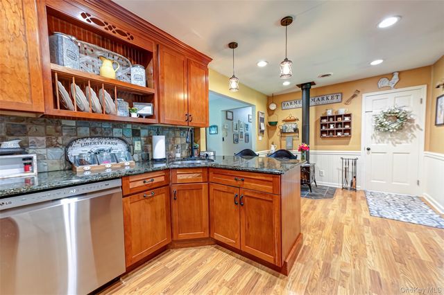 816 Blair Street, Bohemia, NY 11716