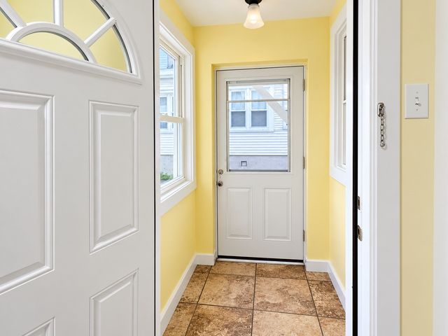 5 Branch St, Worcester, MA 01604
