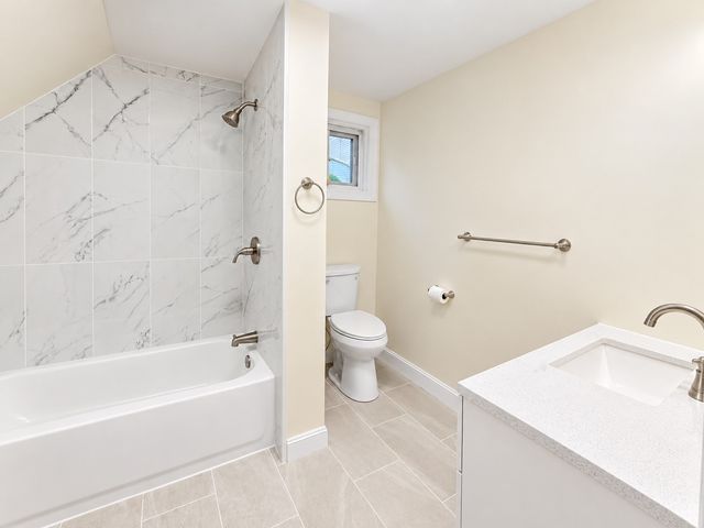 5 Branch St, Worcester, MA 01604