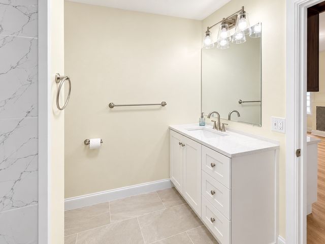5 Branch St, Worcester, MA 01604