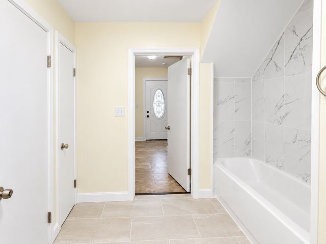 5 Branch St, Worcester, MA 01604