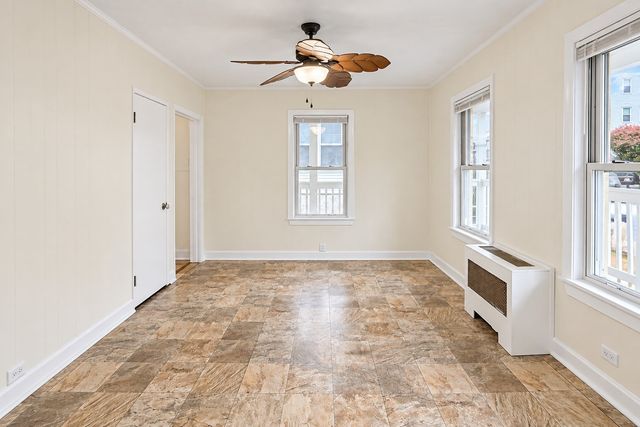 5 Branch St, Worcester, MA 01604