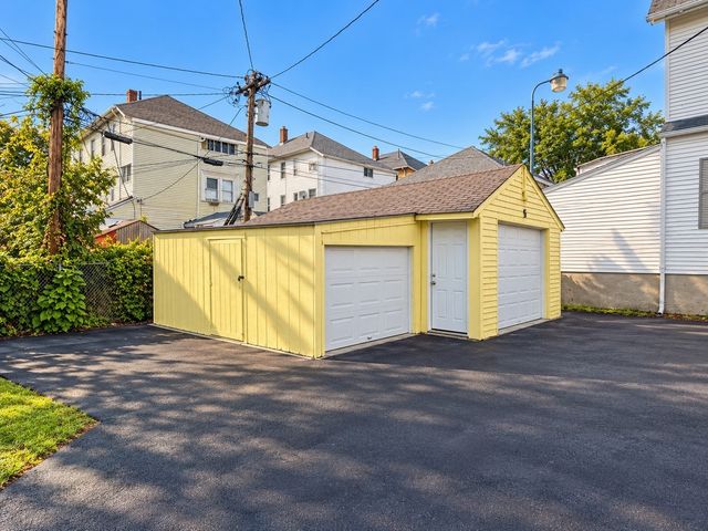5 Branch St, Worcester, MA 01604