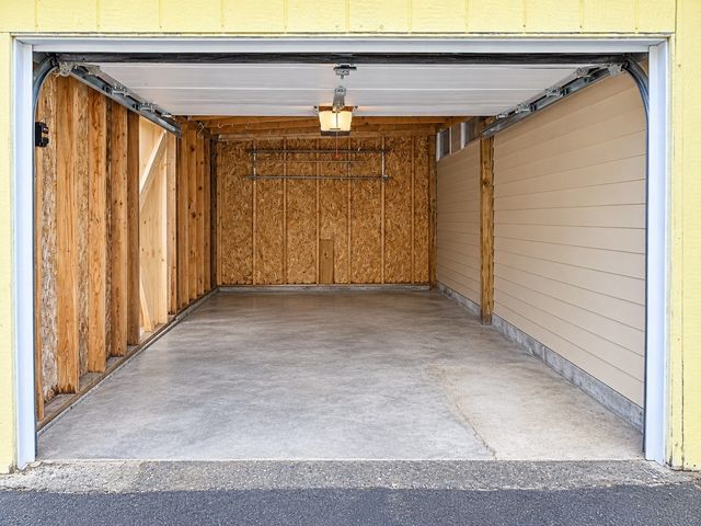 5 Branch St, Worcester, MA 01604
