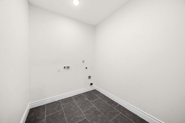 206 Elianne Lace Court, Conroe, TX 77318