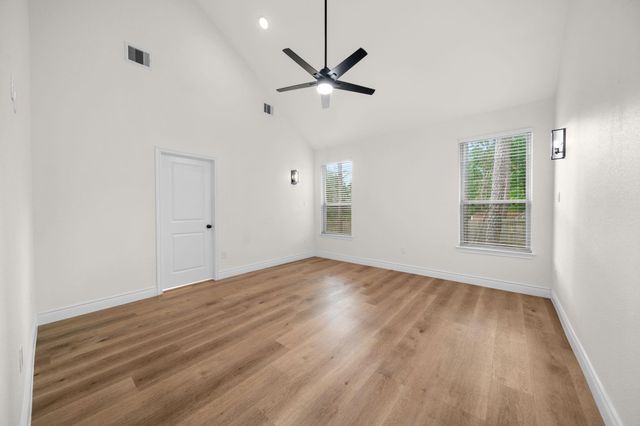 206 Elianne Lace Court, Conroe, TX 77318