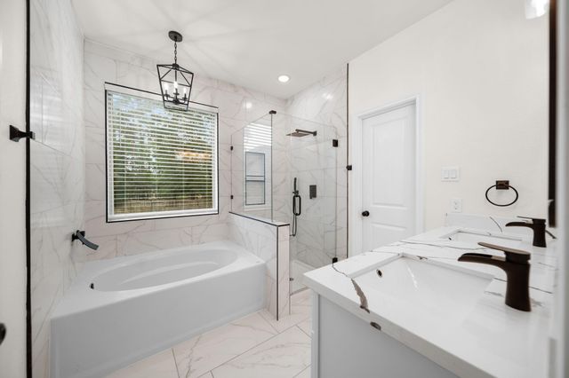 206 Elianne Lace Court, Conroe, TX 77318