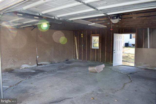 1014 WEST VIRGINIA AVE, Martinsburg, WV 25401