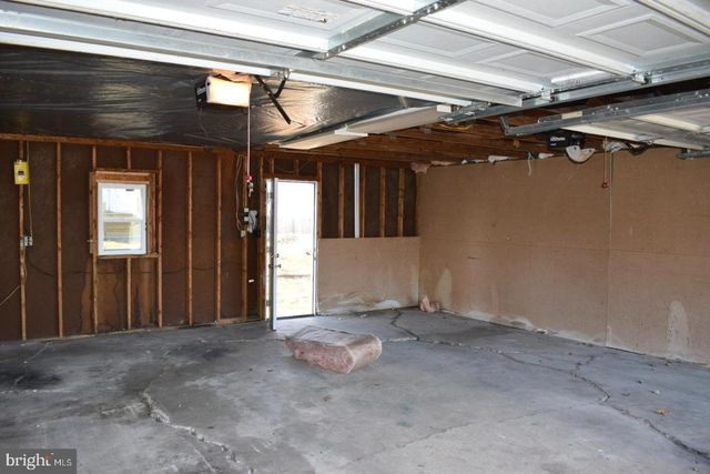 1014 WEST VIRGINIA AVE, Martinsburg, WV 25401