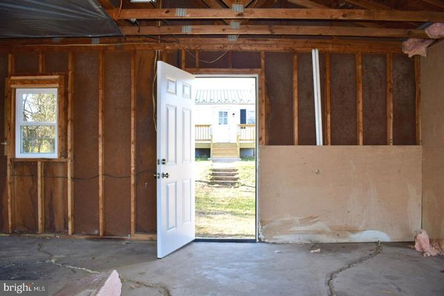 1014 WEST VIRGINIA AVE, Martinsburg, WV 25401