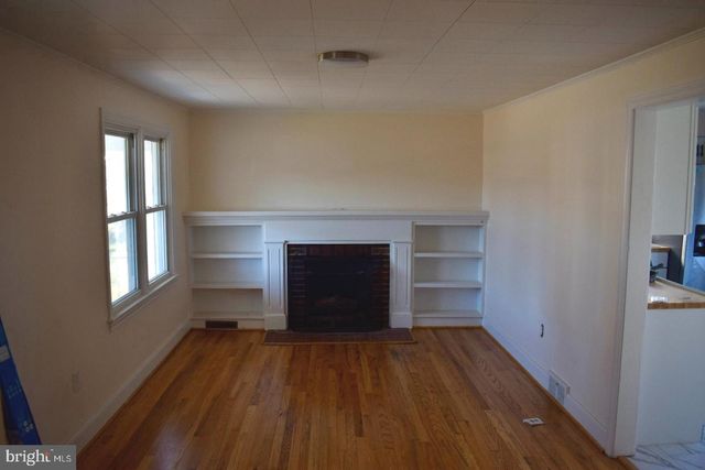 1014 WEST VIRGINIA AVE, Martinsburg, WV 25401