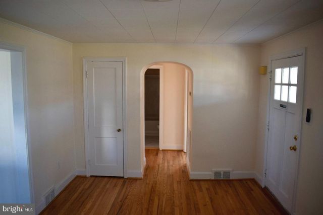 1014 WEST VIRGINIA AVE, Martinsburg, WV 25401