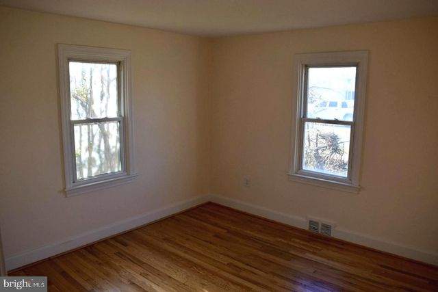 1014 WEST VIRGINIA AVE, Martinsburg, WV 25401