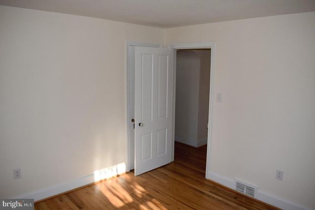 1014 WEST VIRGINIA AVE, Martinsburg, WV 25401