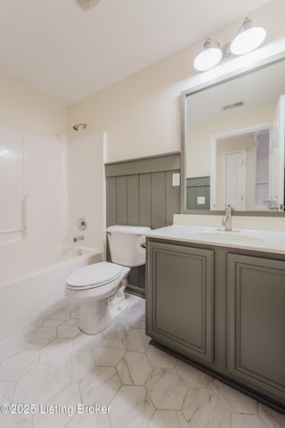 327 S Dorsey Ln, Louisville, KY 40223