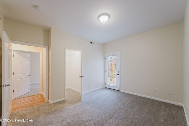 327 S Dorsey Ln, Louisville, KY 40223