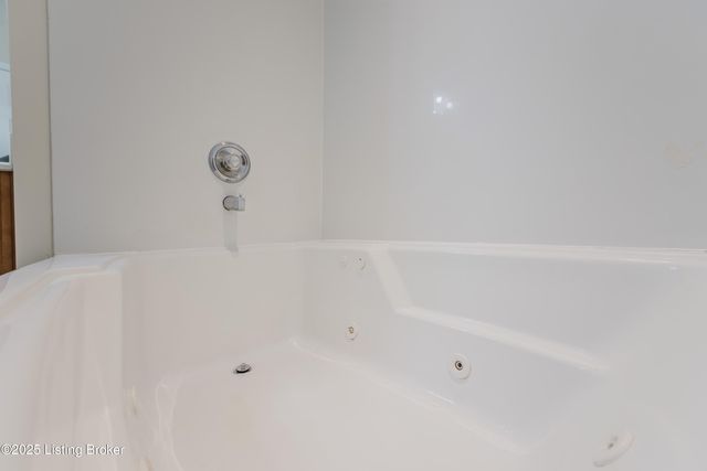 327 S Dorsey Ln, Louisville, KY 40223