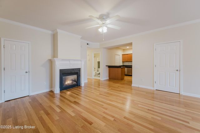 327 S Dorsey Ln, Louisville, KY 40223
