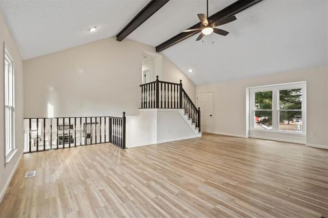 15907 W 124th Terrace, Olathe, KS 66062