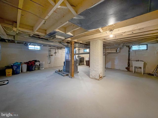 306 W ELM AVE, Hanover, PA 17331