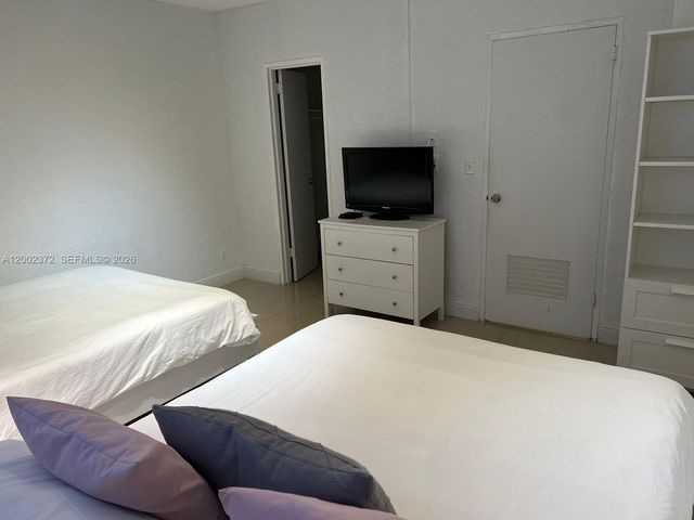 3901 S Ocean Drive 1B, Hollywood, FL 33019