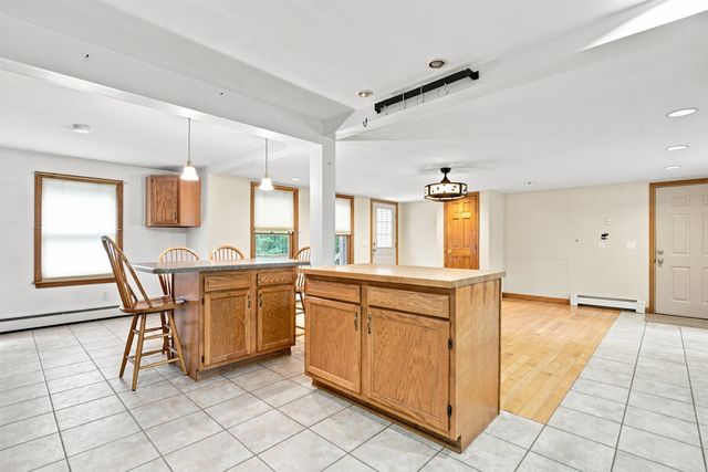 24 Little Lane, Dunbarton, NH 03046