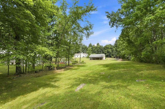 24 Little Lane, Dunbarton, NH 03046