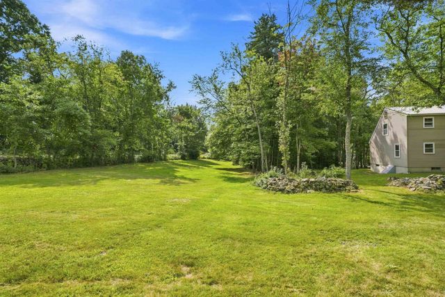24 Little Lane, Dunbarton, NH 03046