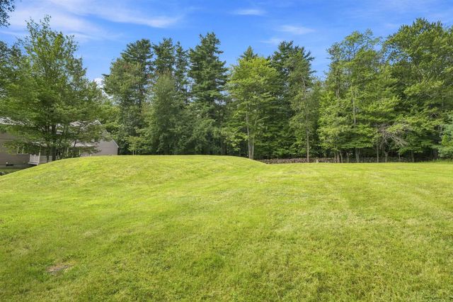 24 Little Lane, Dunbarton, NH 03046