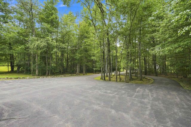 24 Little Lane, Dunbarton, NH 03046
