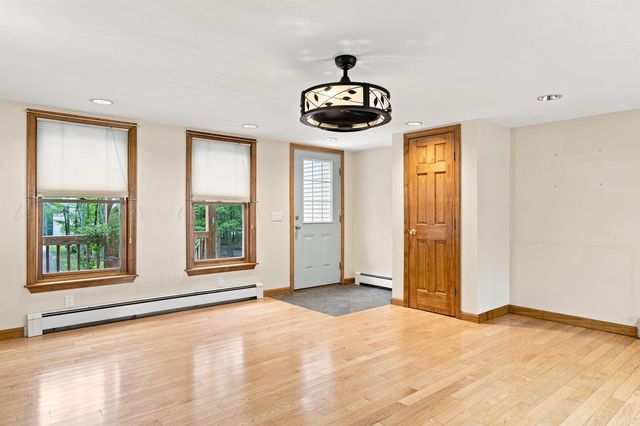 24 Little Lane, Dunbarton, NH 03046