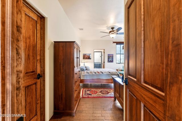 3940 Loma Bella Drive, Las Cruces, NM 88011