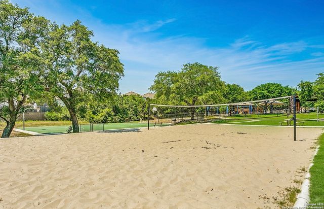 25726 Willard Path, San Antonio, TX 78261