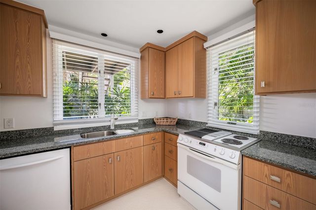 315 GREYTWIG ROAD, Vero Beach, FL 32963