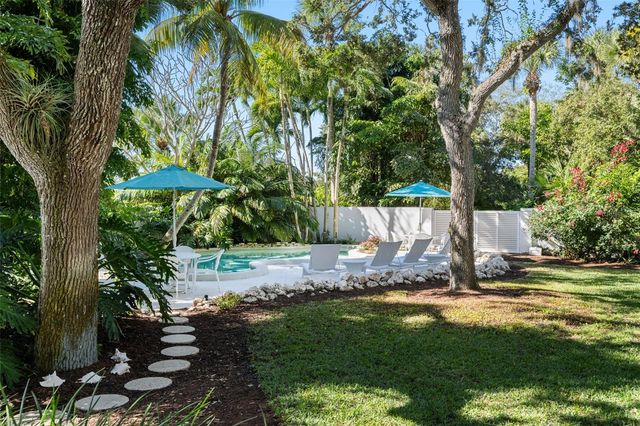 315 GREYTWIG ROAD, Vero Beach, FL 32963