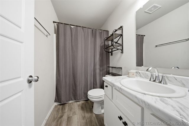 10014 E 106th Court North N, Owasso, OK 74055