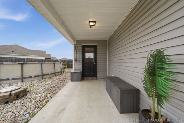 10014 E 106th Court North N, Owasso, OK 74055