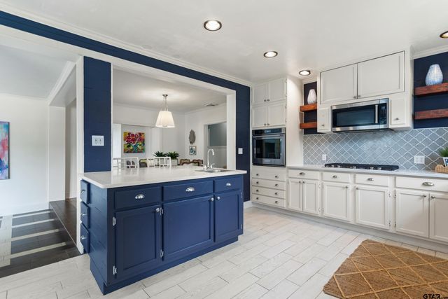 1403 S Robertson, Tyler, TX 75701