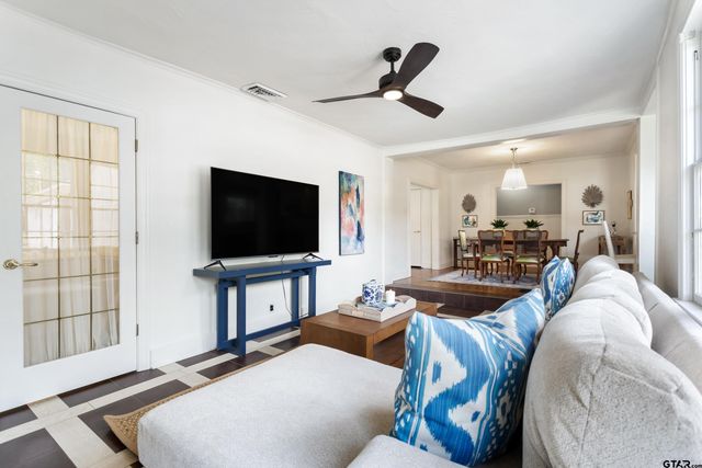 1403 S Robertson, Tyler, TX 75701