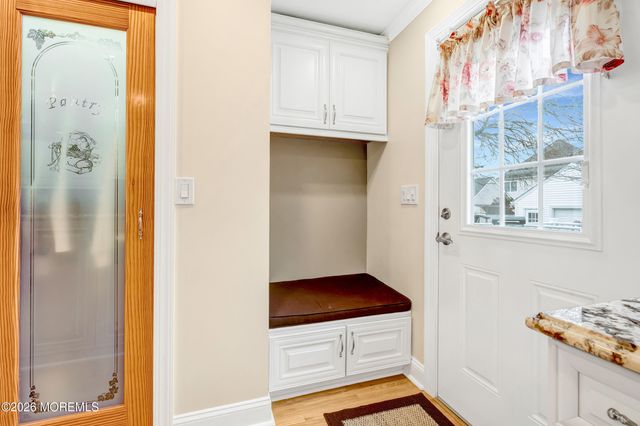 35 Bay Avenue, North Middletown, NJ 07748