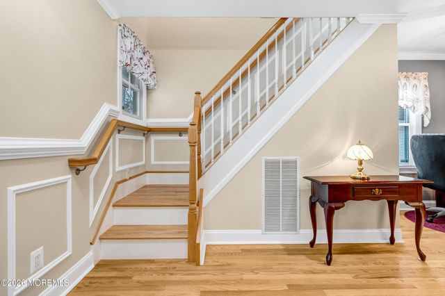 35 Bay Avenue, North Middletown, NJ 07748