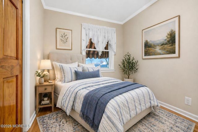 35 Bay Avenue, North Middletown, NJ 07748