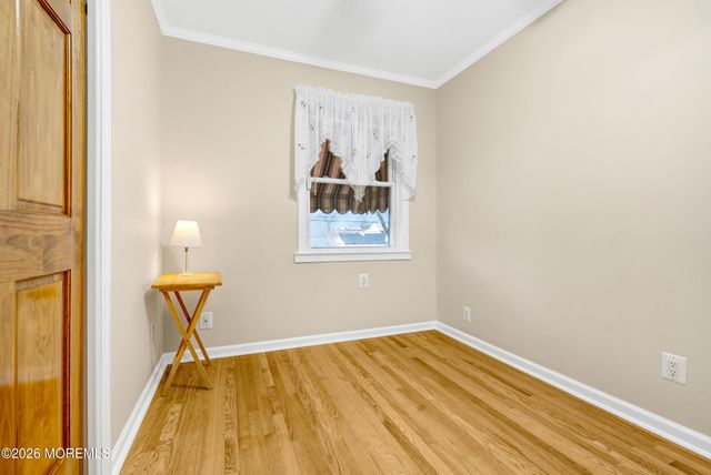 35 Bay Avenue, North Middletown, NJ 07748